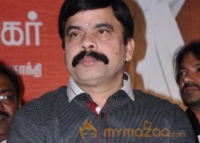 Paakanum pola Irukku movie trailer launch Photos photo 8