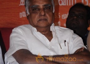 Paakanum pola Irukku movie trailer launch Photos photo 7