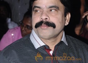 Paakanum pola Irukku movie trailer launch Photos photo 12