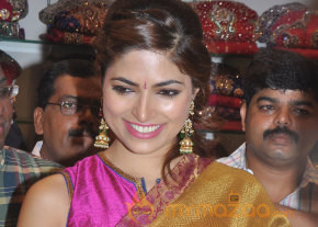 Parvathy Omanakuttan Launch Women's World Store   photo 34