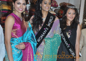 Parvathy Omanakuttan Launch Women's World Store   photo 10