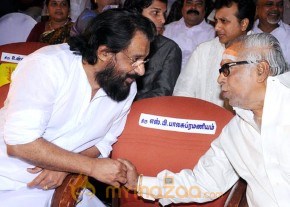 Rajini, Kamal at Kaviperarasu Vairamuthu Aayiram Songs launched stills photo 18