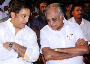Rajini, Kamal at Kaviperarasu Vairamuthu Aayiram Songs launched stills photo 22
