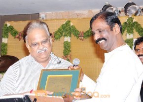Rajini, Kamal at Kaviperarasu Vairamuthu Aayiram Songs launched stills photo 23