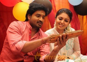 Romba Nallavanda Nee Movie Stills photo 10