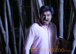 Romba Nallavanda Nee Movie Stills photo 46