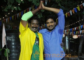 Romba Nallavanda Nee Movie Stills photo 16