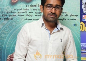 Salim Tamil Movie Audio Launch Stills photo 44