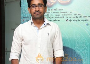 Salim Tamil Movie Audio Launch Stills photo 80
