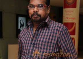 Salim Tamil Movie Audio Launch Stills photo 37