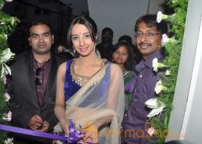 Sanjana Galrani Launches Naturals Family salon photo 19