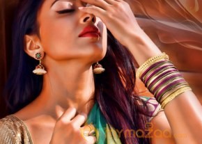 Shriya Saran Pavithra Tamil Posters photo 7