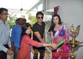 Shrujan Hand Embroidred Exhibition Launch Photos photo 31