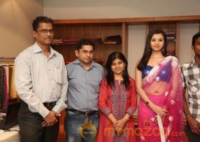 Shrujan Hand Embroidred Exhibition Launch Photos photo 56
