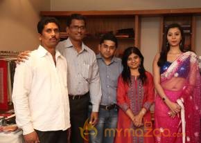 Shrujan Hand Embroidred Exhibition Launch Photos photo 49