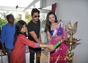 Shrujan Hand Embroidred Exhibition Launch Photos photo 27