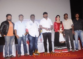 Sivappu Enakku Pikkum Movie Press Meet Stills photo 2