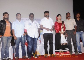 Sivappu Enakku Pikkum Movie Press Meet Stills photo 15