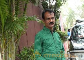 Snehavin Kadhalargal Audio Launch Stills photo 86