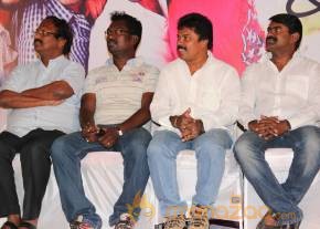 Snehavin Kadhalargal Audio Launch Stills photo 19