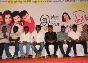 Snehavin Kadhalargal Audio Launch Stills photo 52