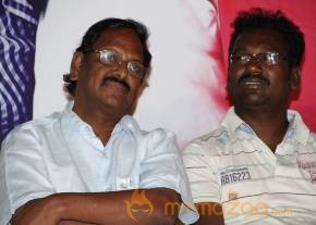 Snehavin Kadhalargal Audio Launch Stills photo 39