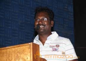 Snehavin Kadhalargal Audio Launch Stills photo 13