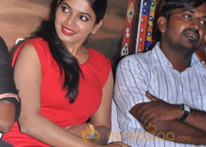 Soodhu Kavvum Movie Team Press Meet  photo 27