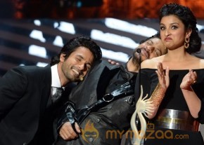 Stars At IIFA 2013 Photo Gallery photo 23