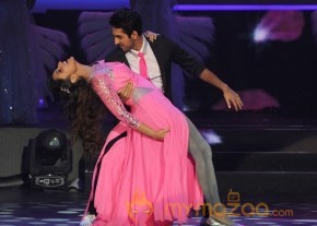 Stars At IIFA 2013 Photo Gallery photo 34