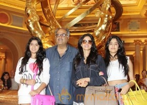 Stars At IIFA 2013 Photo Gallery photo 17