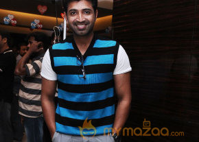 Stars At Vishwaroopam Movie Premiere Show photo 11