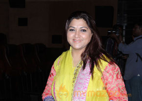 Stars At Vishwaroopam Movie Premiere Show photo 4