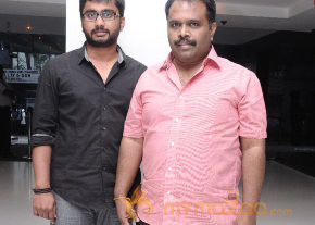 Stars At Vishwaroopam Movie Premiere Show photo 26