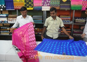 Subhra Ayyappa At Pochampally ikatart mela photo 18