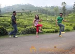 Sutrula Movie Hot Photos photo 4