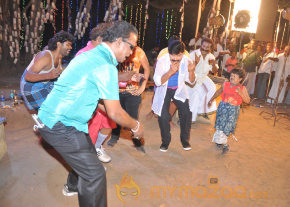 Sutta Pazham Sudatha Pazham Movie Onlocation Stills  photo 37
