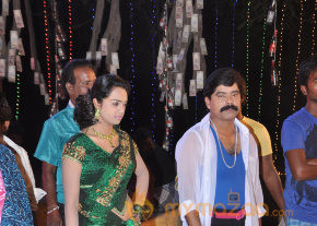 Sutta Pazham Sudatha Pazham Movie Onlocation Stills  photo 15