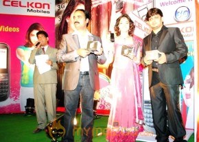 Tamanna Launch Celkon C 999 3G Mobile photo 16