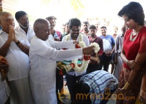 Tamil Movie dhanshika Raani Movie Pooja Stills photo 33
