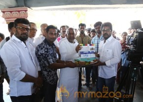 Tamil Movie dhanshika Raani Movie Pooja Stills photo 29