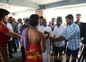 Tamil Movie dhanshika Raani Movie Pooja Stills photo 6