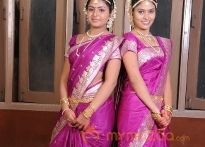 Tamil Movie-ORUVAR MEETHU IRUVAR SAAINDHU MOVIE GALLERY photo 32