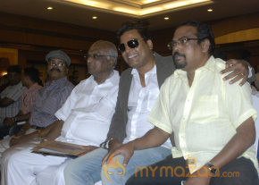 Tamil Pesum Kadhanayagi Press Meet photo 6