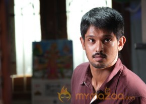 Tamilukku Ondrai Aluthavum Movie Stills photo 15