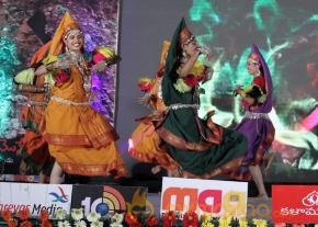 TanuMonne Vellipoyindi Audio Launch Photos photo 124