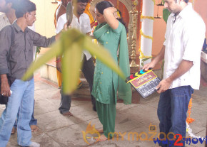 Thambikkottai Movie Launch photo 8