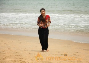 Thavani Kaatru Movie stills photo 16