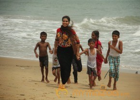 Thavani Kaatru Movie stills photo 20