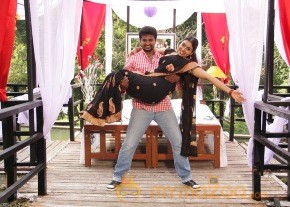Thavani Kaatru Movie stills photo 17
